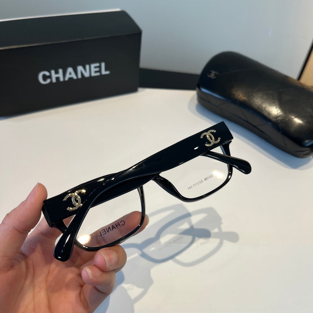 Chanel Oversized Silver Lens Sunglasses for Men & Women - 158350 - detail image 7