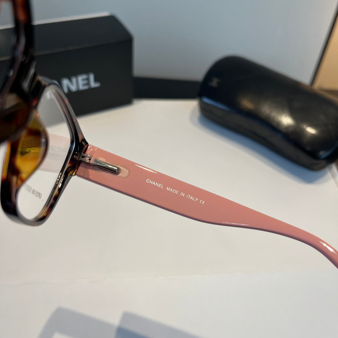 Chanel Oversized Silver Lens Sunglasses for Men & Women - 158351 - detail image 5