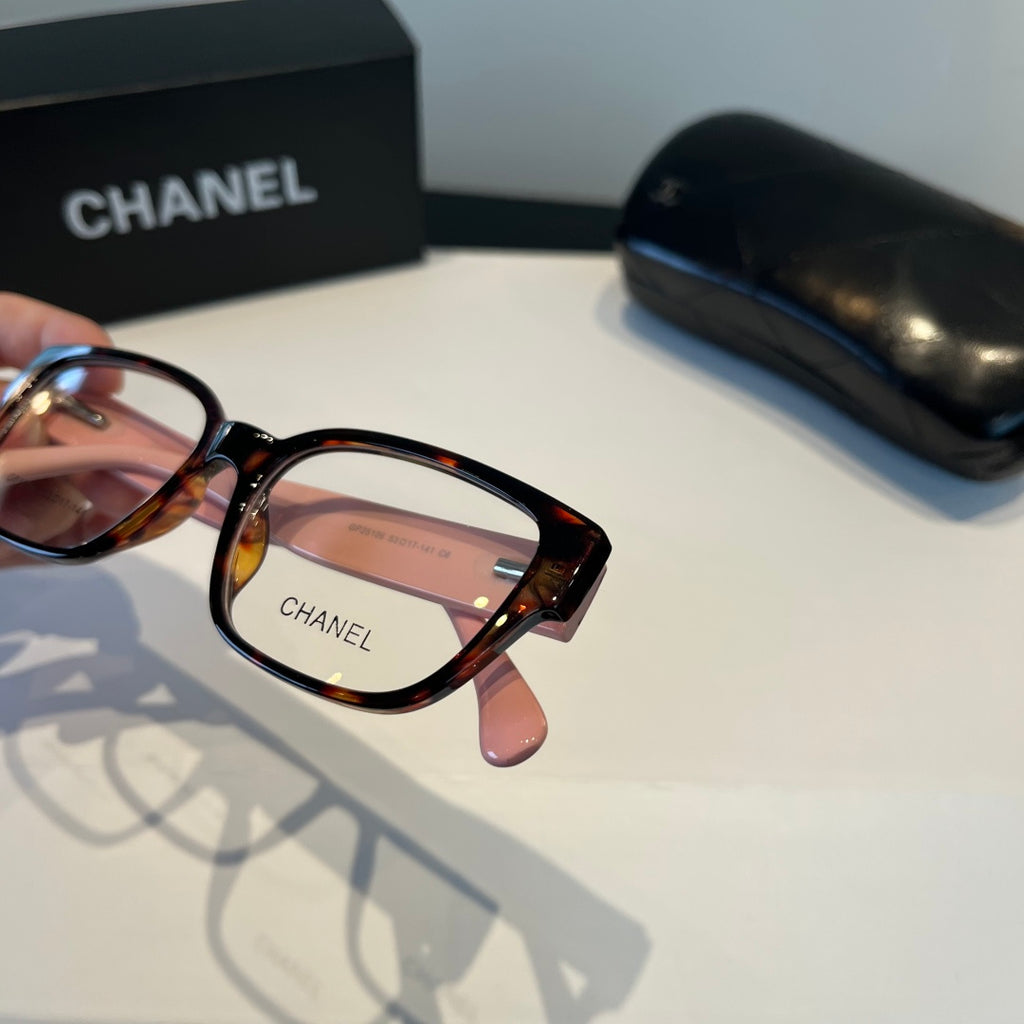 Chanel Oversized Silver Lens Sunglasses for Men & Women - 158351 - detail image 9