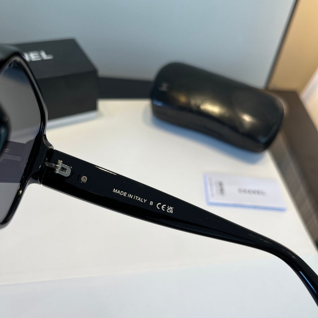Chanel Fashion Black Lens Sunglasses for Men & Women - 158287 - detail image 5