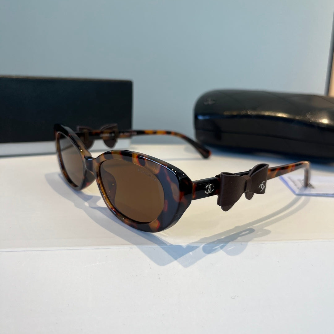 Chanel Cat-Eye Black Lens Sunglasses for Men & Women - 415266 - detail image 3