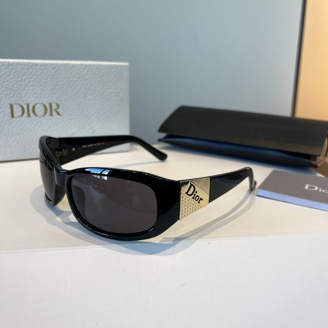 Dior Fashion Black Lens Sunglasses for Men & Women - 465240 - detail image 3