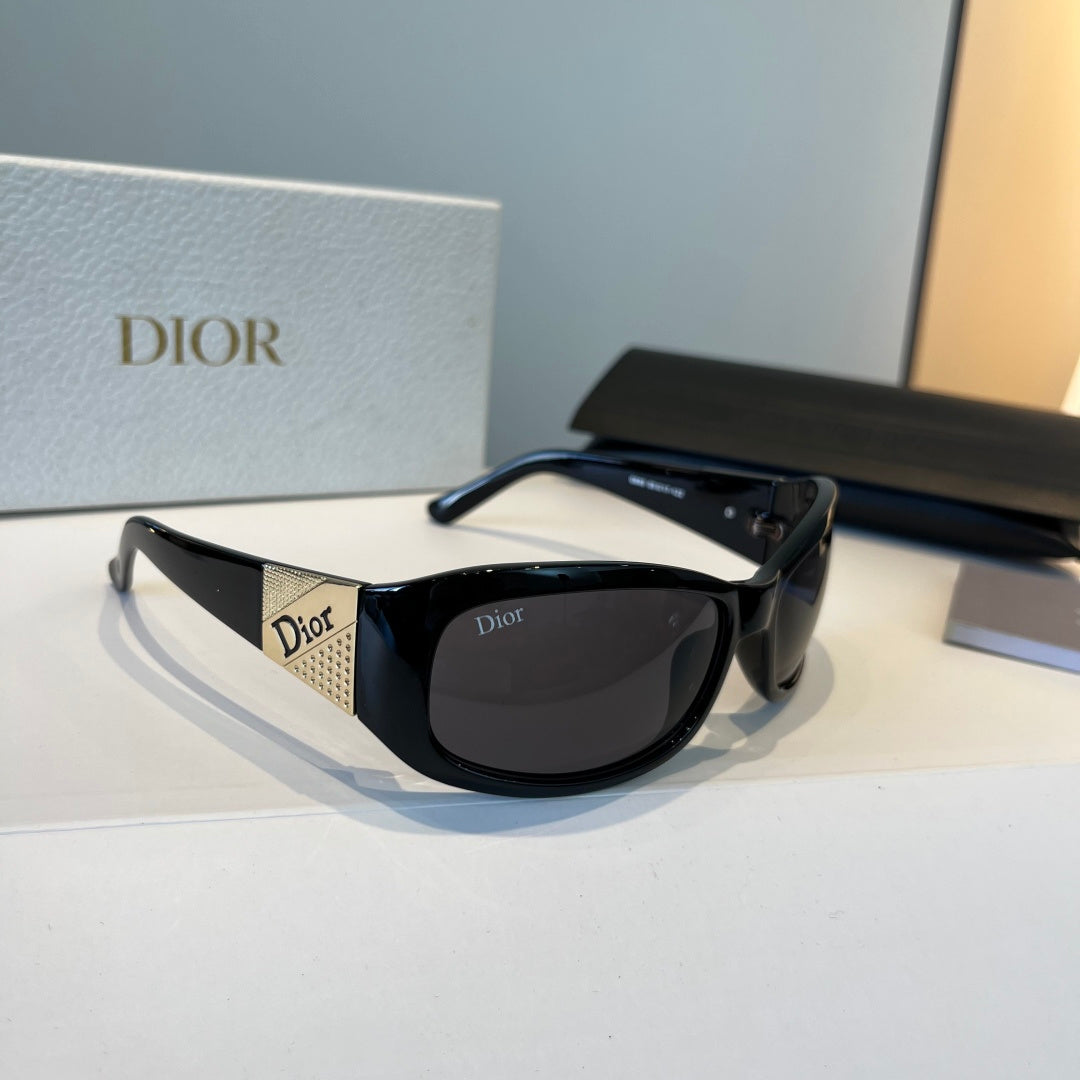 Dior Fashion Black Lens Sunglasses for Men & Women - 465240