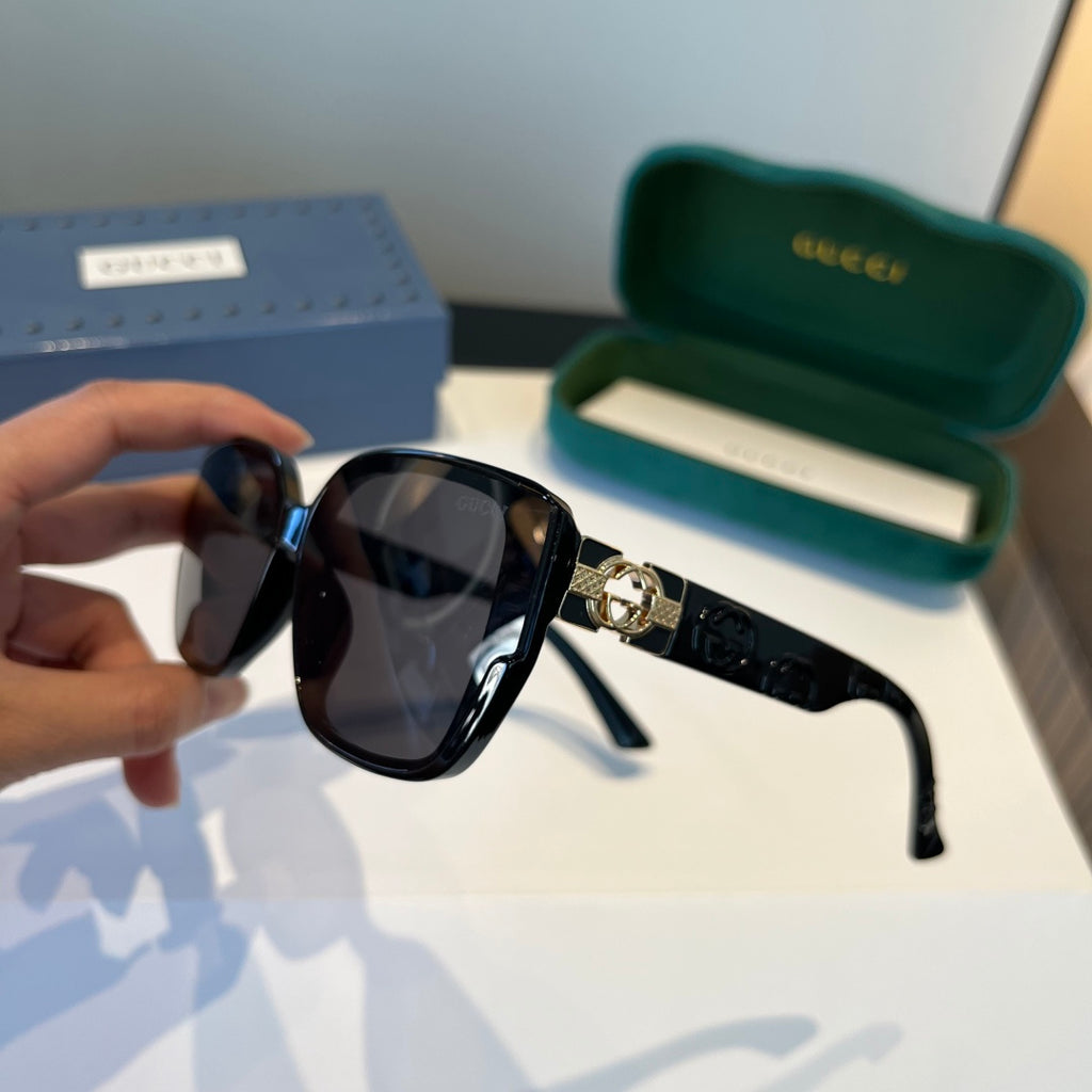 Gucci Oversized Black Lens Sunglasses for Women - 866944 - detail image 4