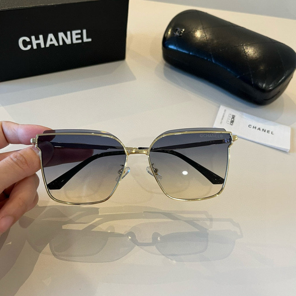Chanel Oversized Silver Lens Sunglasses for Men & Women - 997761 - detail image 5