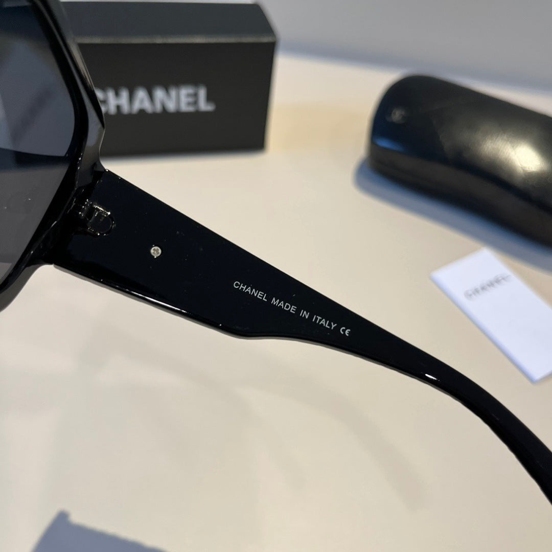 Chanel Fashion Black Lens Sunglasses for Men & Women - 997763 - detail image 9