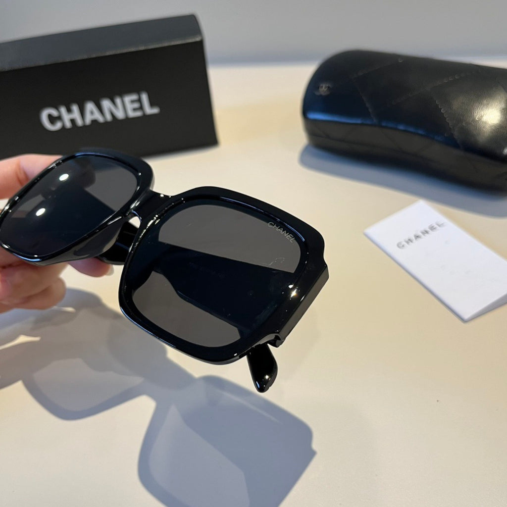 Chanel Fashion Black Lens Sunglasses for Men & Women - 997763 - detail image 6