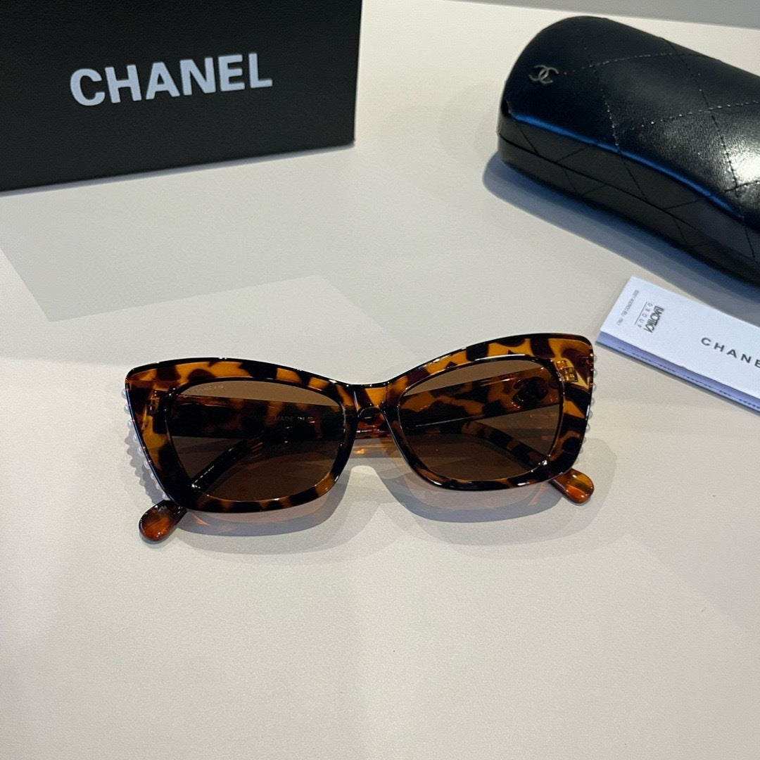 Chanel Cat-Eye Black Lens Sunglasses for Men & Women - 415264 - detail image 10