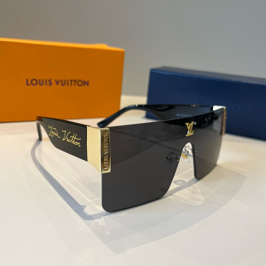 Louis Vuitton Metal Aviator Black Lens Sunglasses for Men & Women - 933808