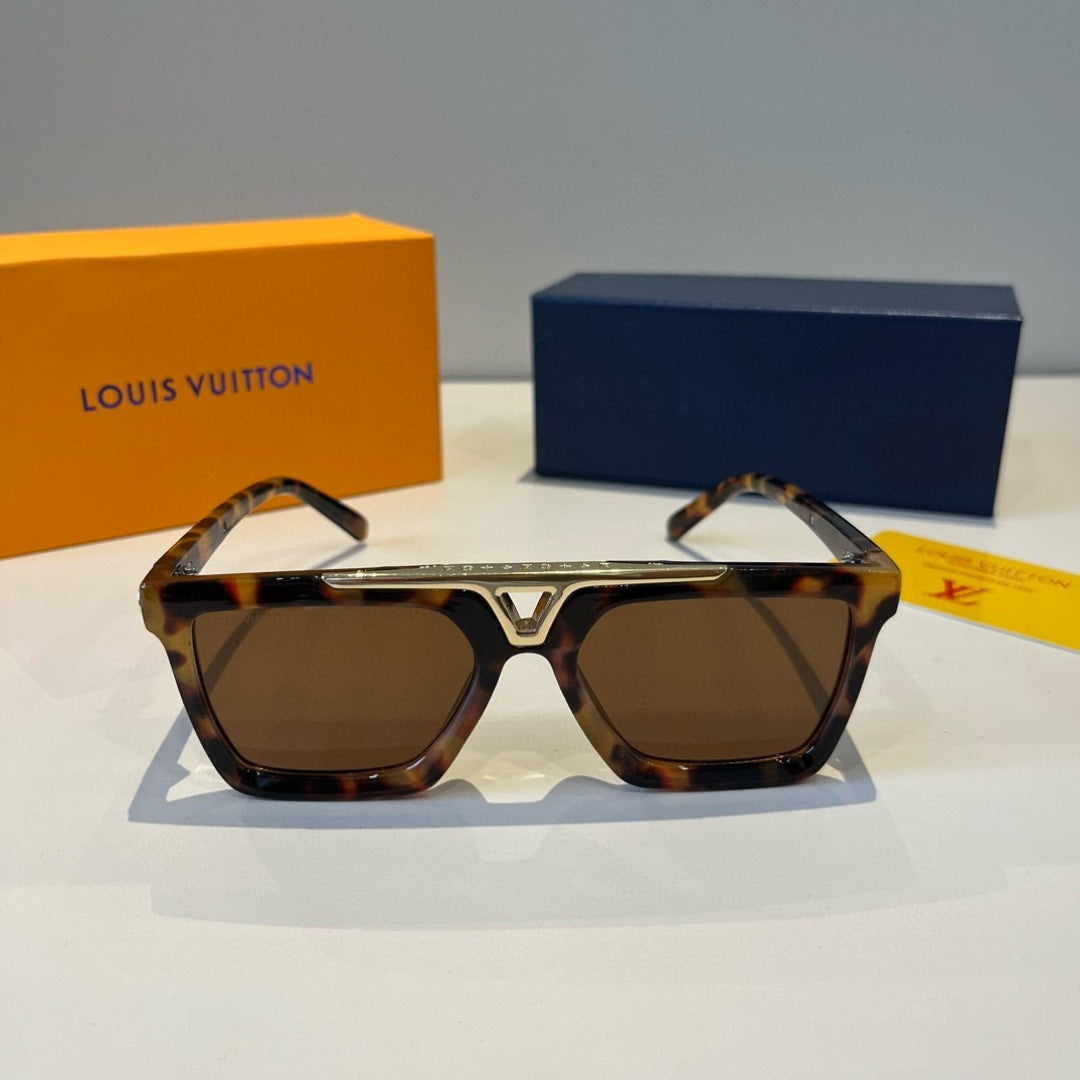 Louis Vuitton Fashion Black Lens Sunglasses for Men - detail image 2