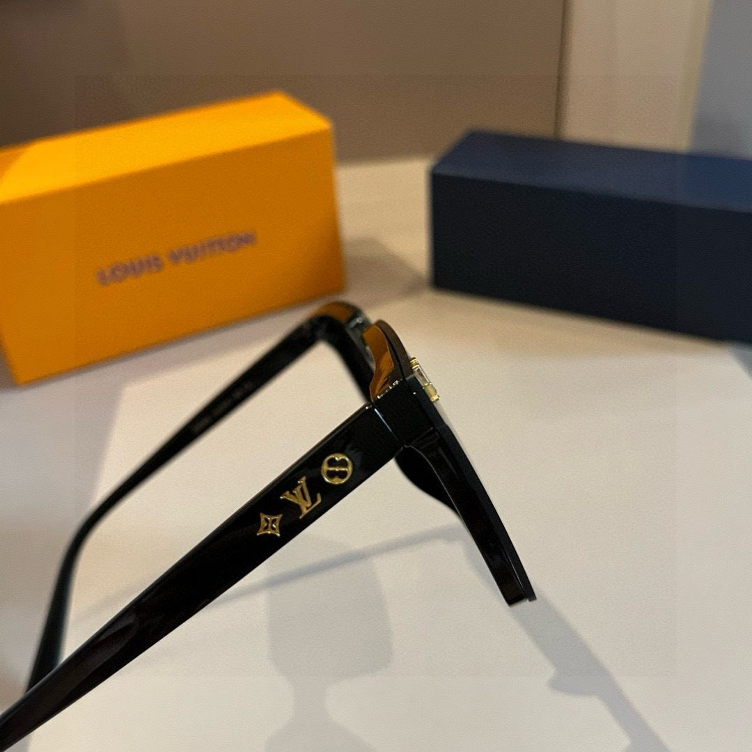 Louis Vuitton Fashion Gold Lens Sunglasses for Men & Women - 866895 - detail image 2