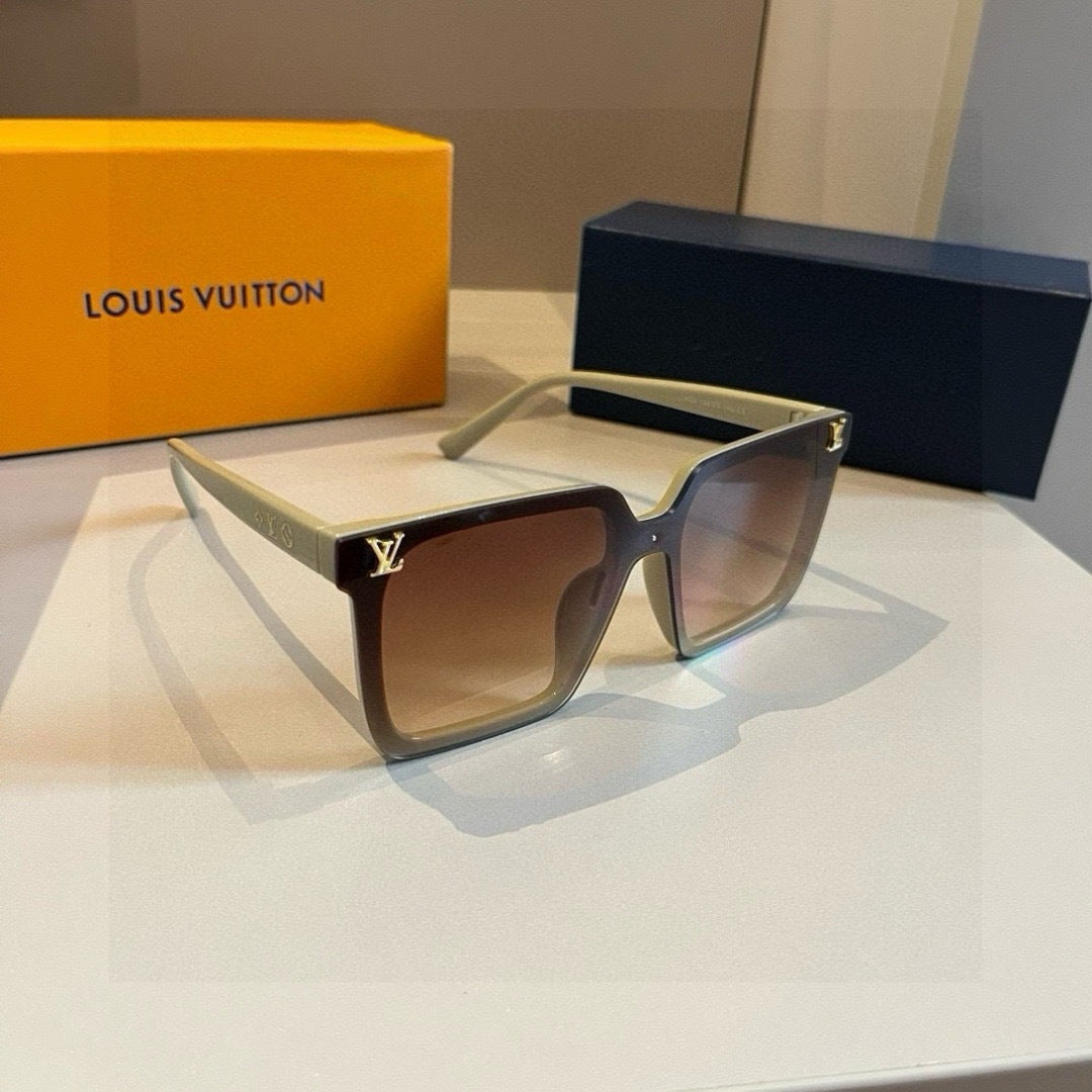 Louis Vuitton Fashion Gold Lens Sunglasses for Men & Women - 866896