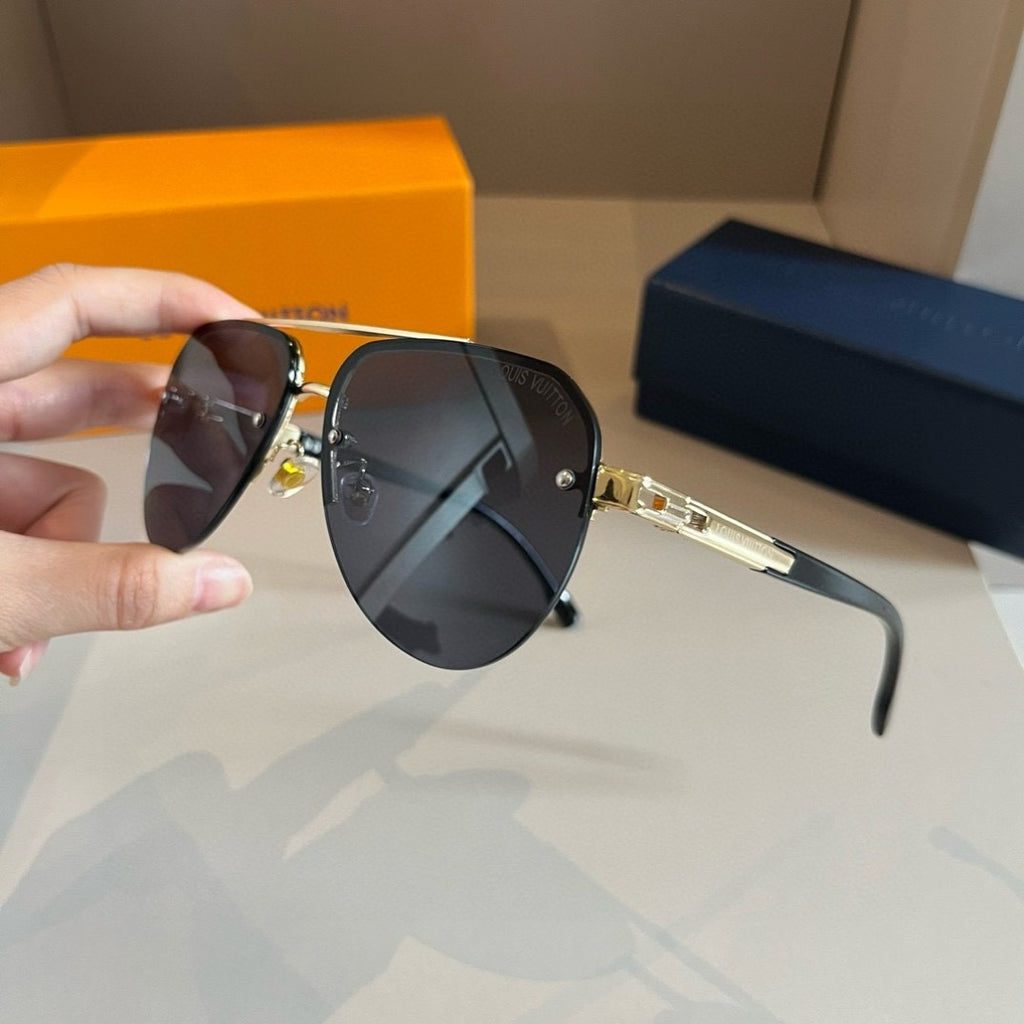 Louis Vuitton Metal Aviator Gold Lens Sunglasses for Men & Women - 933809 - detail image 4