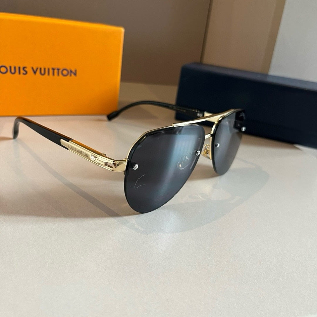 Louis Vuitton Metal Aviator Gold Lens Sunglasses for Men & Women - 933809