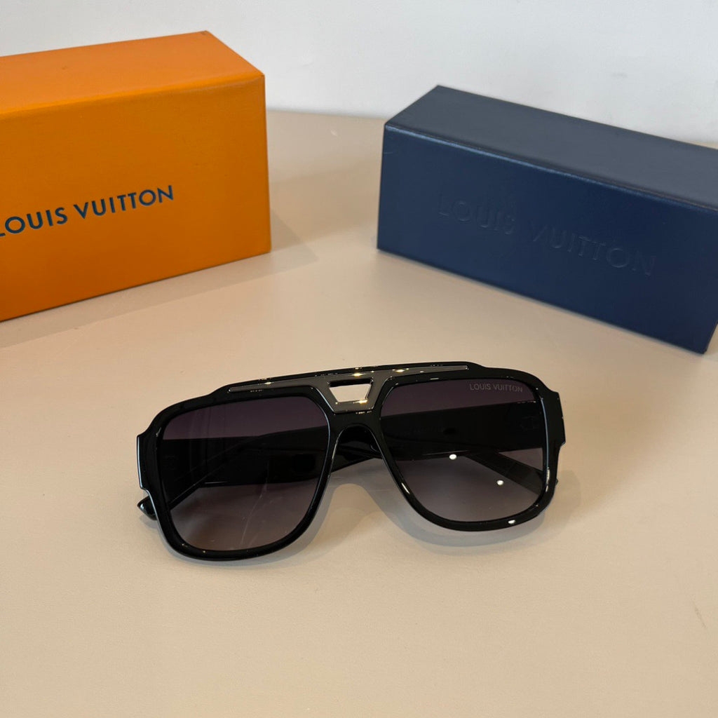 Louis Vuitton Metal Fashion Black Lens Sunglasses for Men & Women - 933812 - detail image 5