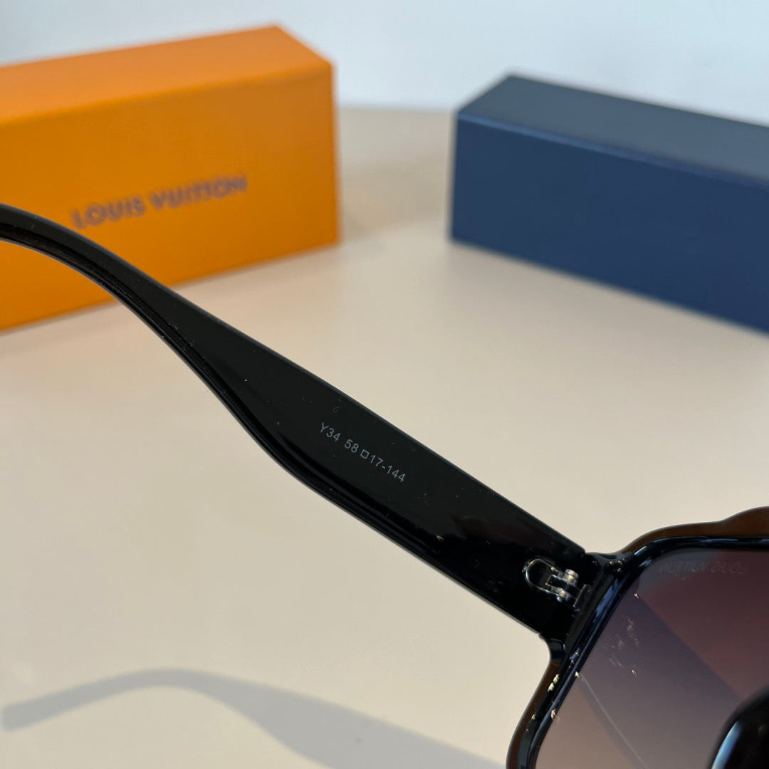 Louis Vuitton Metal Fashion Black Lens Sunglasses for Men & Women - 933812 - detail image 9