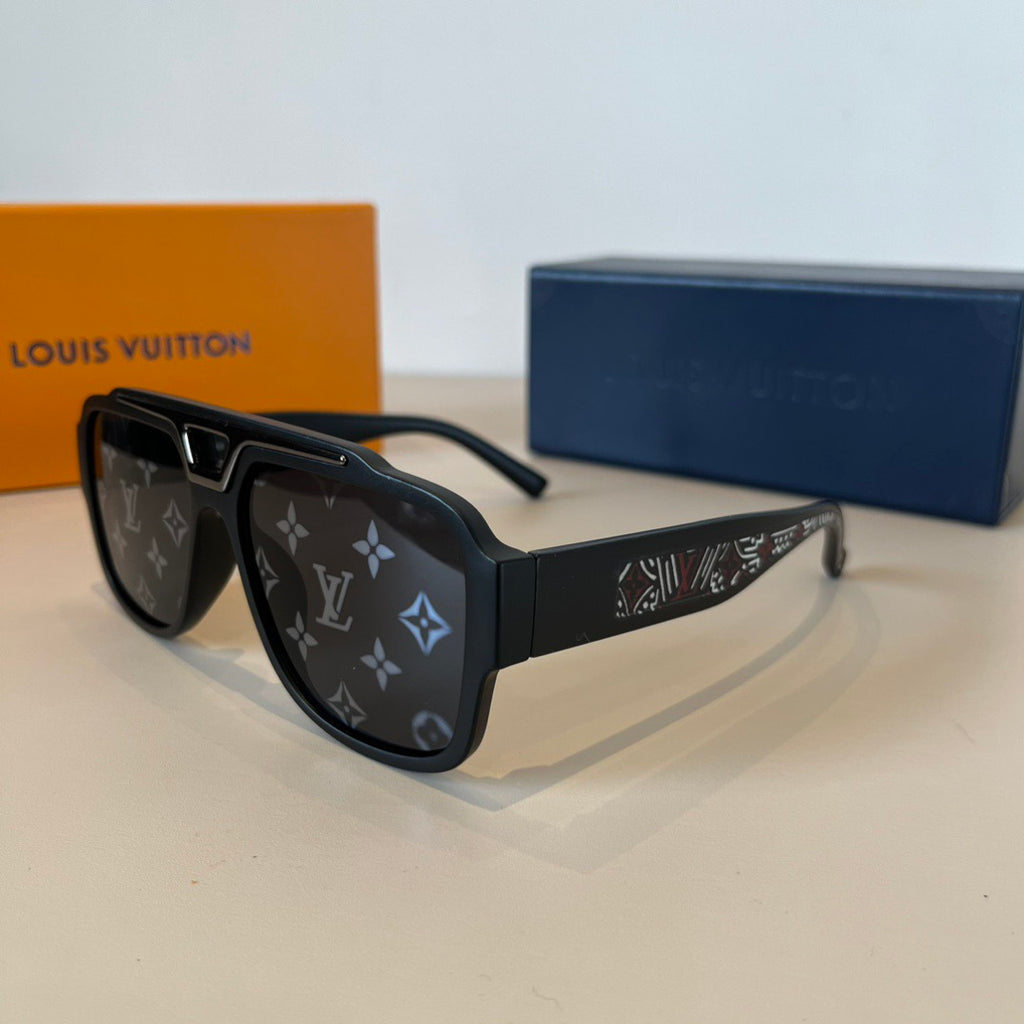 Louis Vuitton Metal Fashion Black Lens Sunglasses for Men & Women - 933813 - detail image 4
