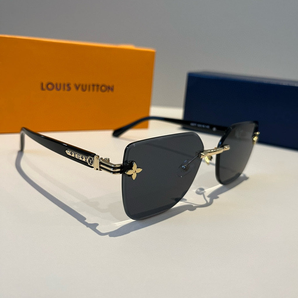 Louis Vuitton Fashion Black Lens Sunglasses for Men & Women - 997419