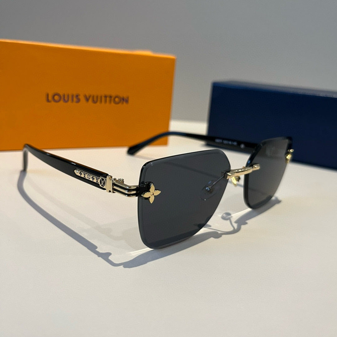 Louis Vuitton Fashion Black Lens Sunglasses for Men & Women - 997419
