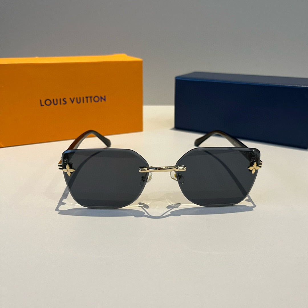 Louis Vuitton Fashion Black Lens Sunglasses for Men & Women - 997419 - detail image 2
