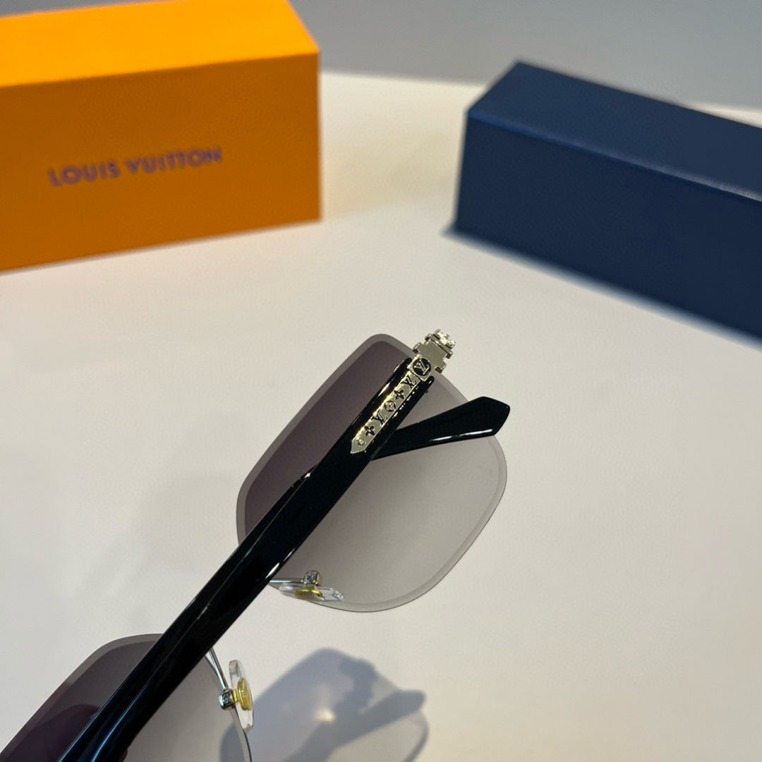 Louis Vuitton Fashion Gray Lens Sunglasses for Men & Women - 997420 - detail image 8