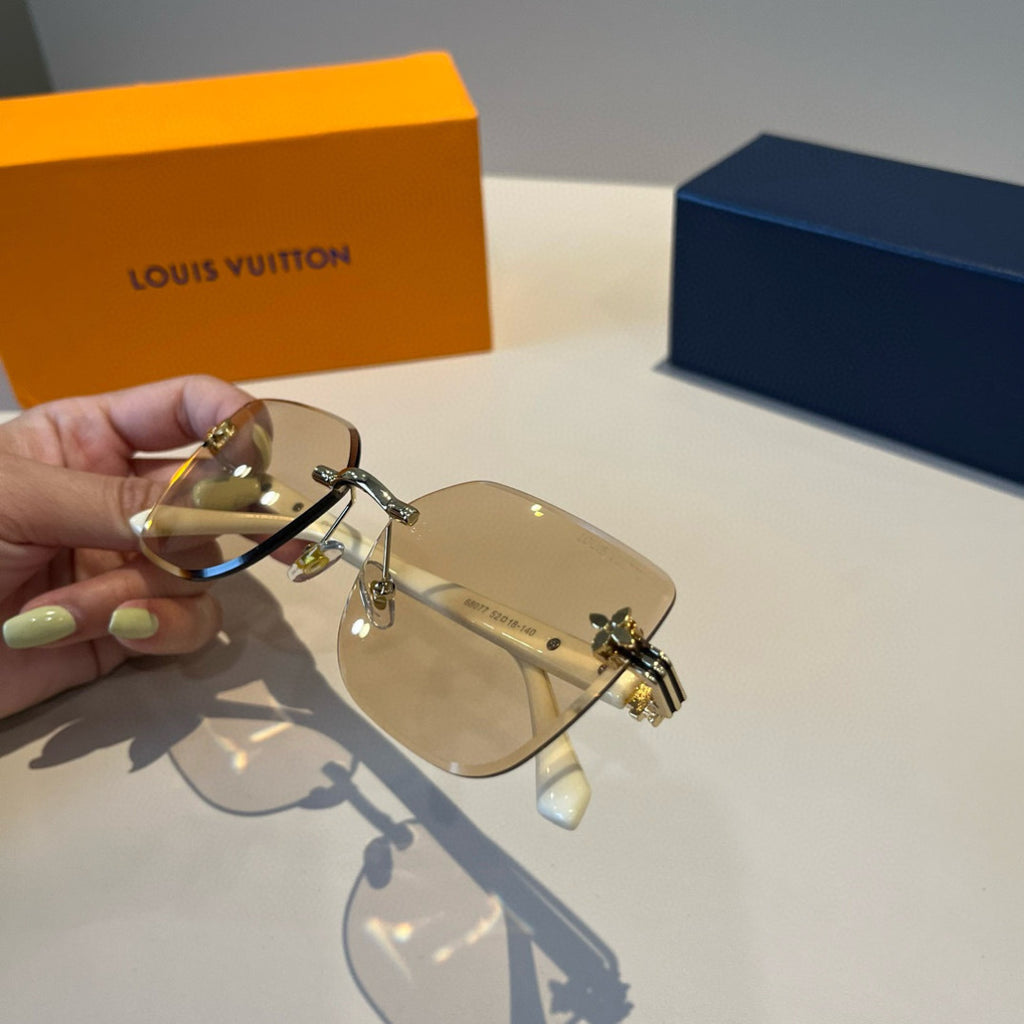 Louis Vuitton Fashion Gold Lens Sunglasses for Men & Women - 997421 - detail image 6