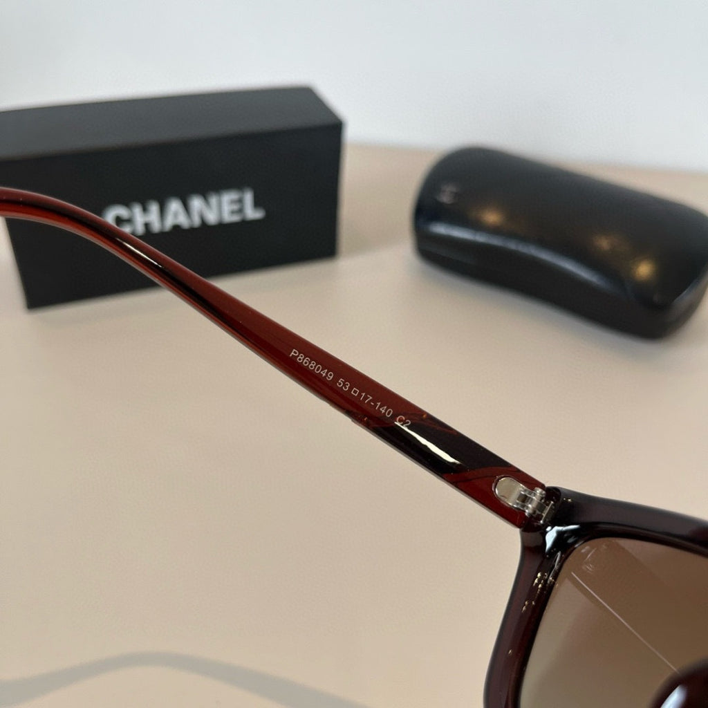 Chanel Polarized Fashion Brown Lens Sunglasses for Men & Women - 997769 - detail image 10