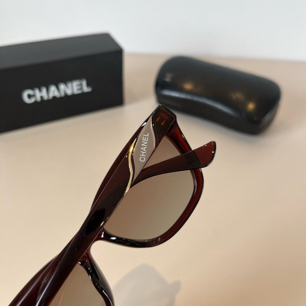 Chanel Polarized Fashion Brown Lens Sunglasses for Men & Women - 997769 - detail image 8