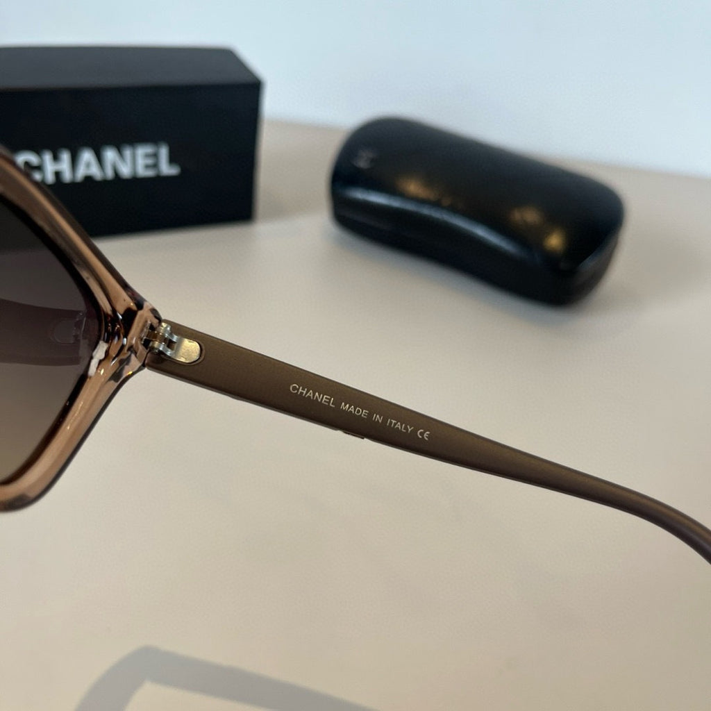 Chanel Polarized Fashion Brown Lens Sunglasses for Men & Women - 997773 - detail image 8