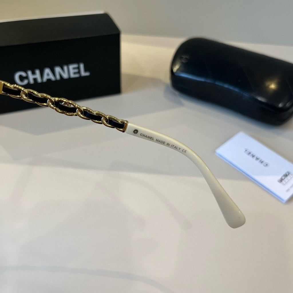 Chanel Oversized Silver Lens Sunglasses for Men & Women - 997774 - detail image 5