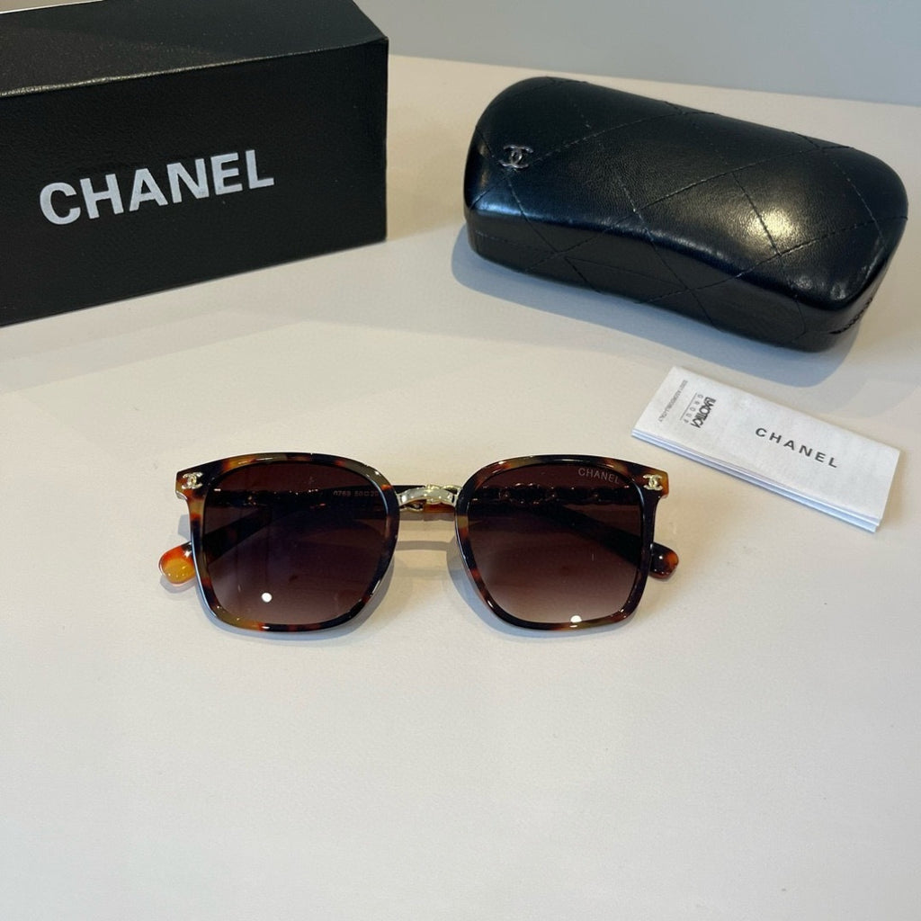 Chanel Oversized Red Lens Sunglasses for Men & Women - 997747 - detail image 9