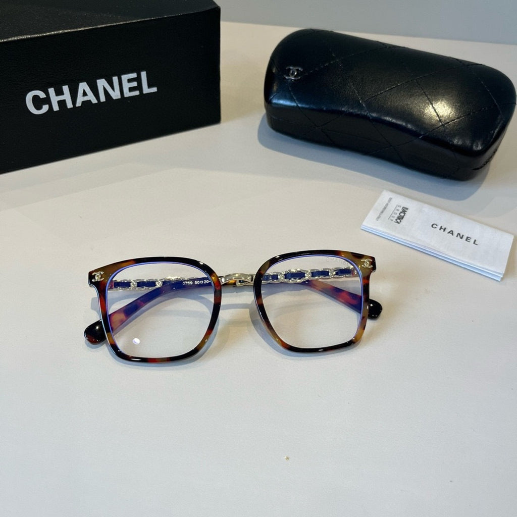 Chanel Oversized Silver Lens Sunglasses for Men & Women - 997748 - detail image 10