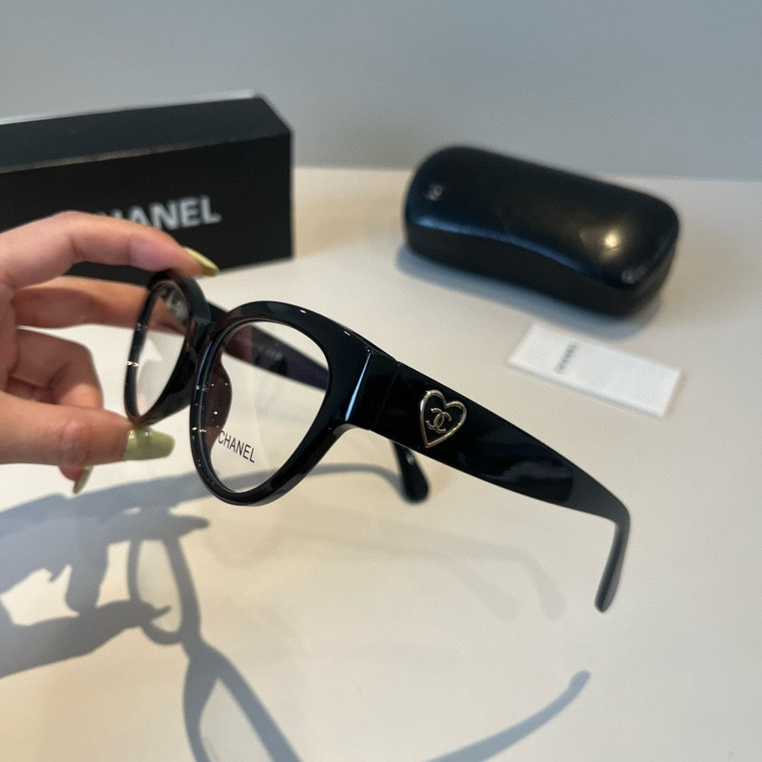 Chanel Fashion Silver Lens Sunglasses for Men & Women - 358110 - detail image 4