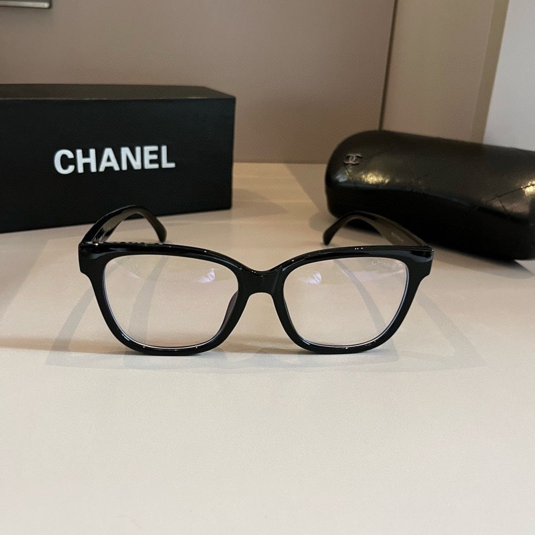 Chanel Blue-Light Fashion Silver Lens Sunglasses for Men & Women - 486545 - detail image 2
