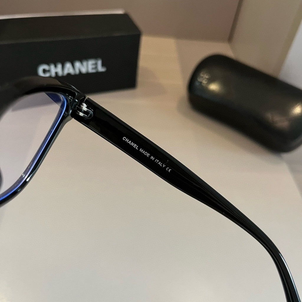 Chanel Blue-Light Fashion Silver Lens Sunglasses for Men & Women - 358112 - detail image 8