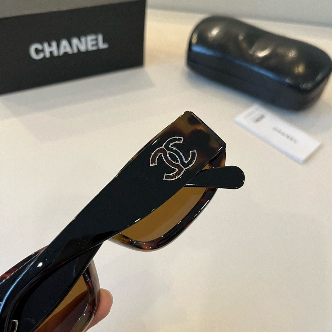 Chanel Fashion Black Lens Sunglasses for Men & Women - 465210 - detail image 9