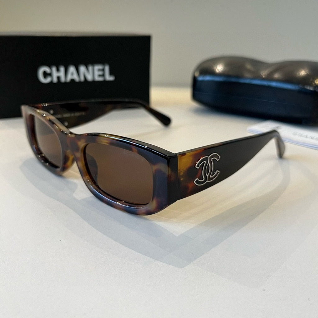 Chanel Fashion Black Lens Sunglasses for Men & Women - 465210 - detail image 3