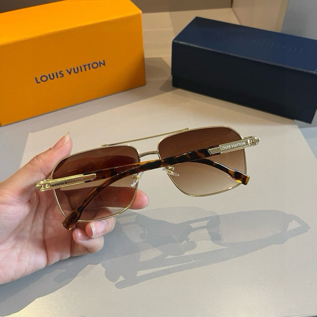 Louis Vuitton Metal Aviator Gold Lens Sunglasses for Men & Women - 933787 - detail image 6