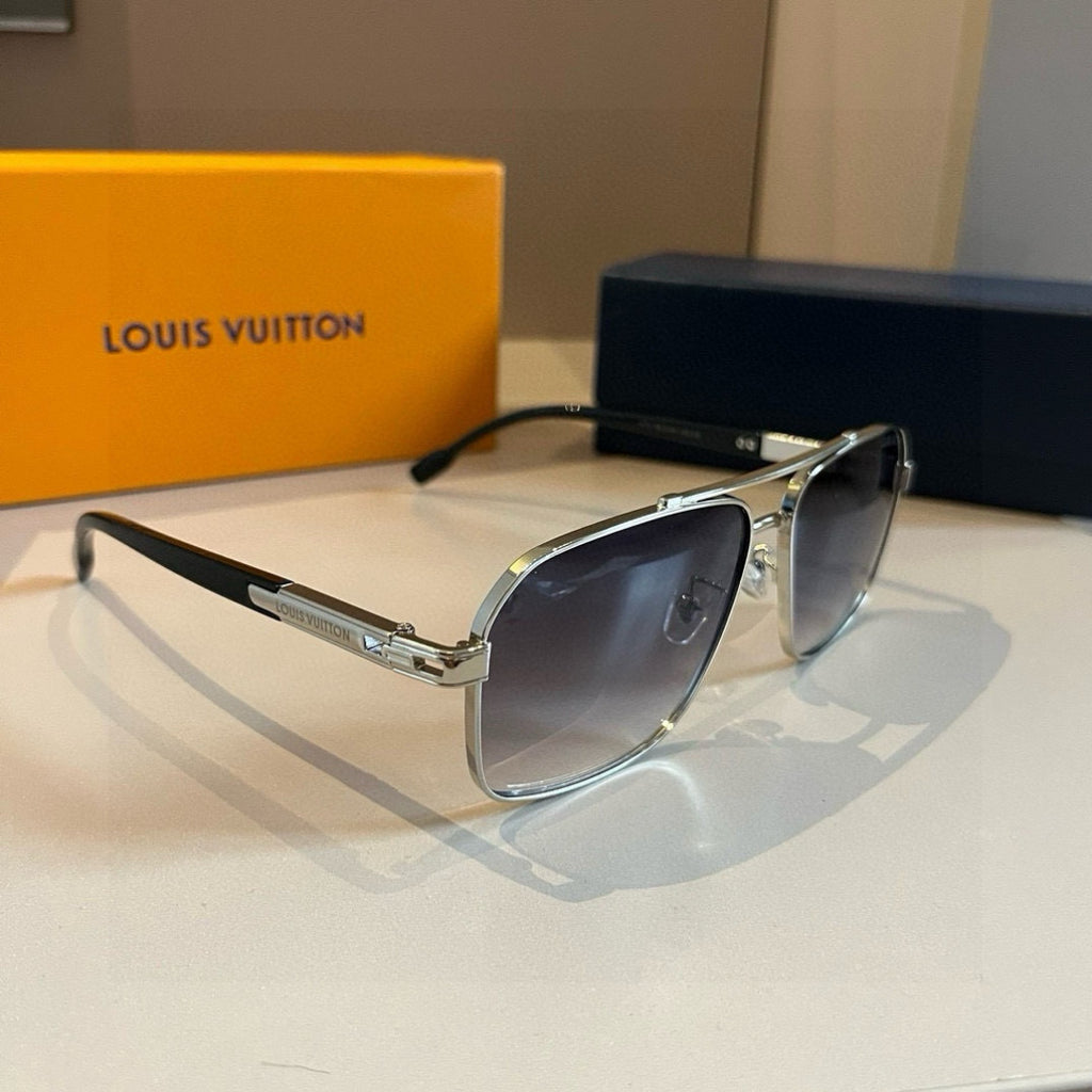 Louis Vuitton Metal Aviator Gold Lens Sunglasses for Men & Women - 933788