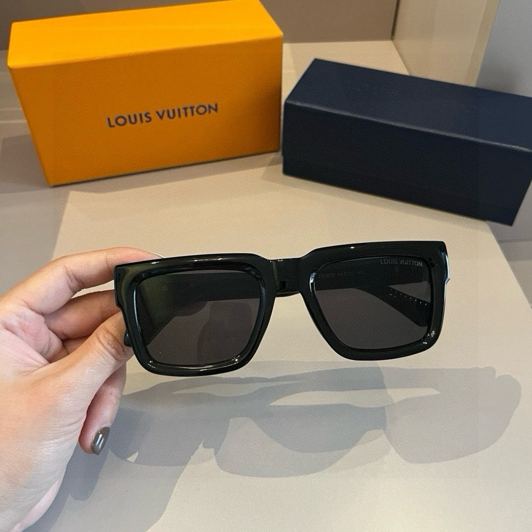 Louis Vuitton Fashion Gold Lens Sunglasses for Men & Women - 933790 - detail image 2