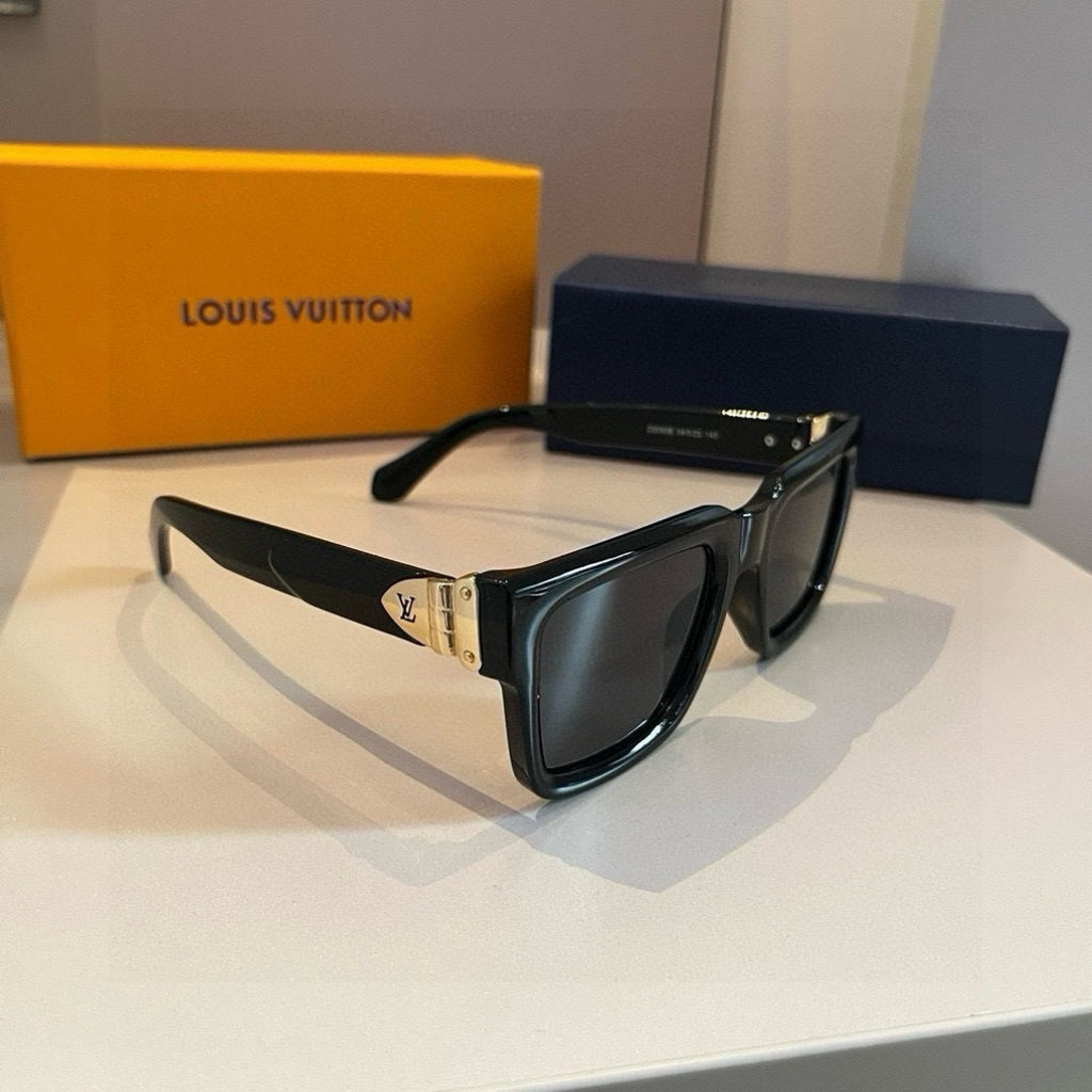 Louis Vuitton Fashion Gold Lens Sunglasses for Men & Women - 933790