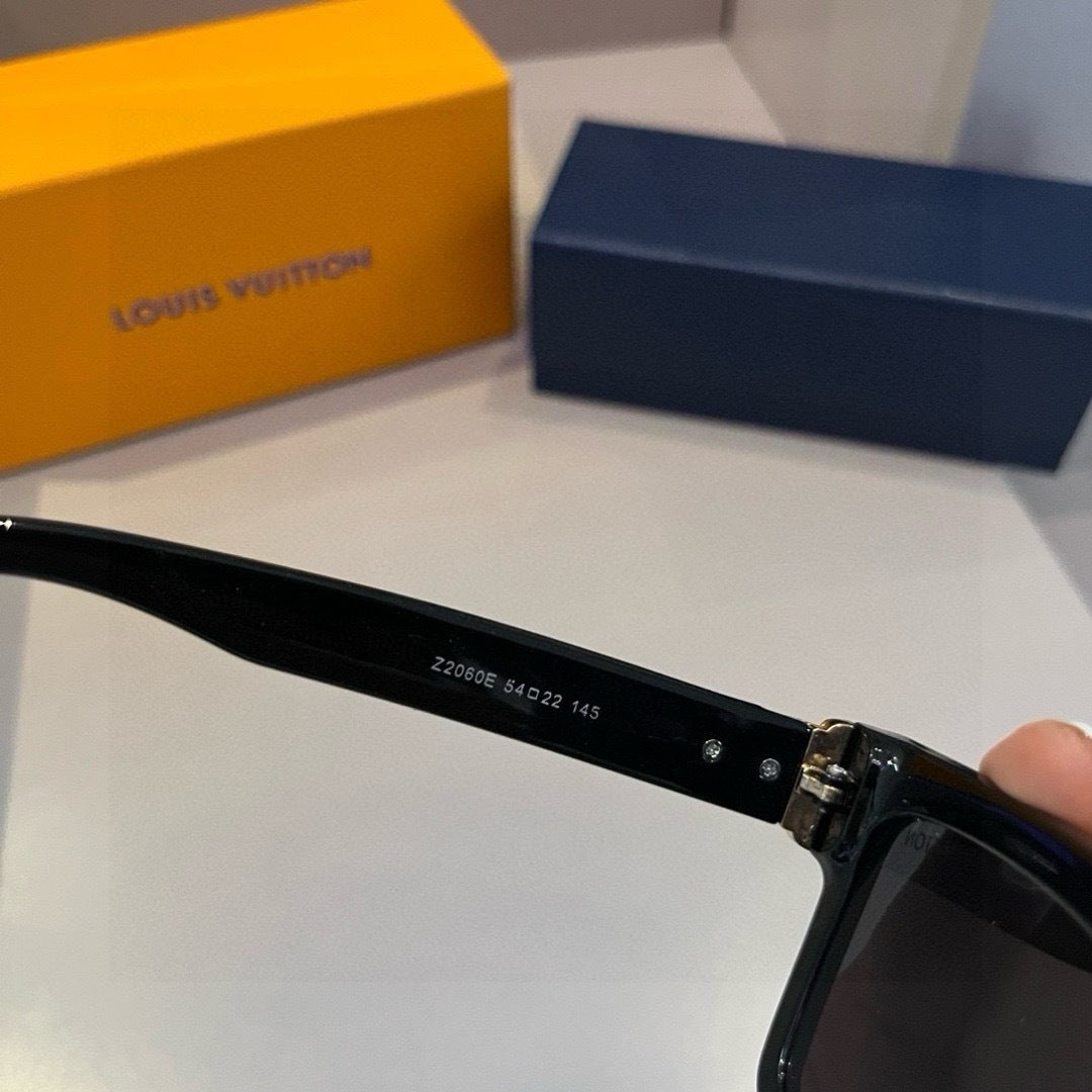 Louis Vuitton Fashion Gold Lens Sunglasses for Men & Women - 933790 - detail image 7