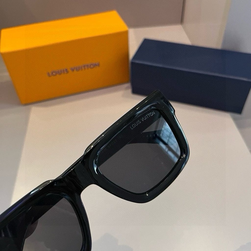 Louis Vuitton Fashion Gold Lens Sunglasses for Men & Women - 933790 - detail image 4