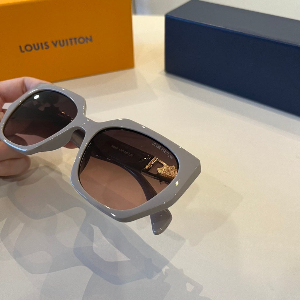 Louis Vuitton Fashion Silver Lens Sunglasses for Men & Women - 357665 - detail image 6
