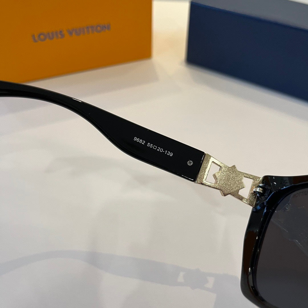 Louis Vuitton Fashion Black Lens Sunglasses for Men & Women - 933793 - detail image 9