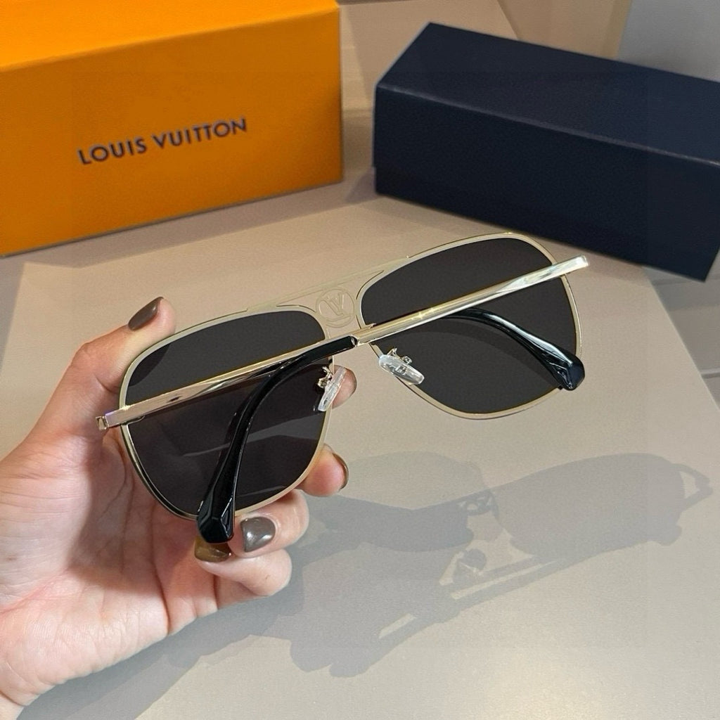 Louis Vuitton Metal Aviator Gold Lens Sunglasses for Men & Women - 933794 - detail image 7