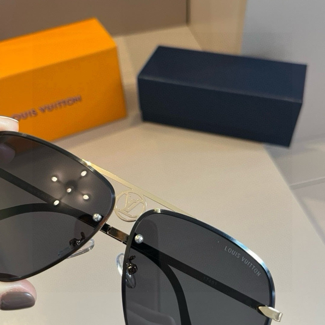 Louis Vuitton Metal Aviator Gold Lens Sunglasses for Men & Women - 933794 - detail image 10