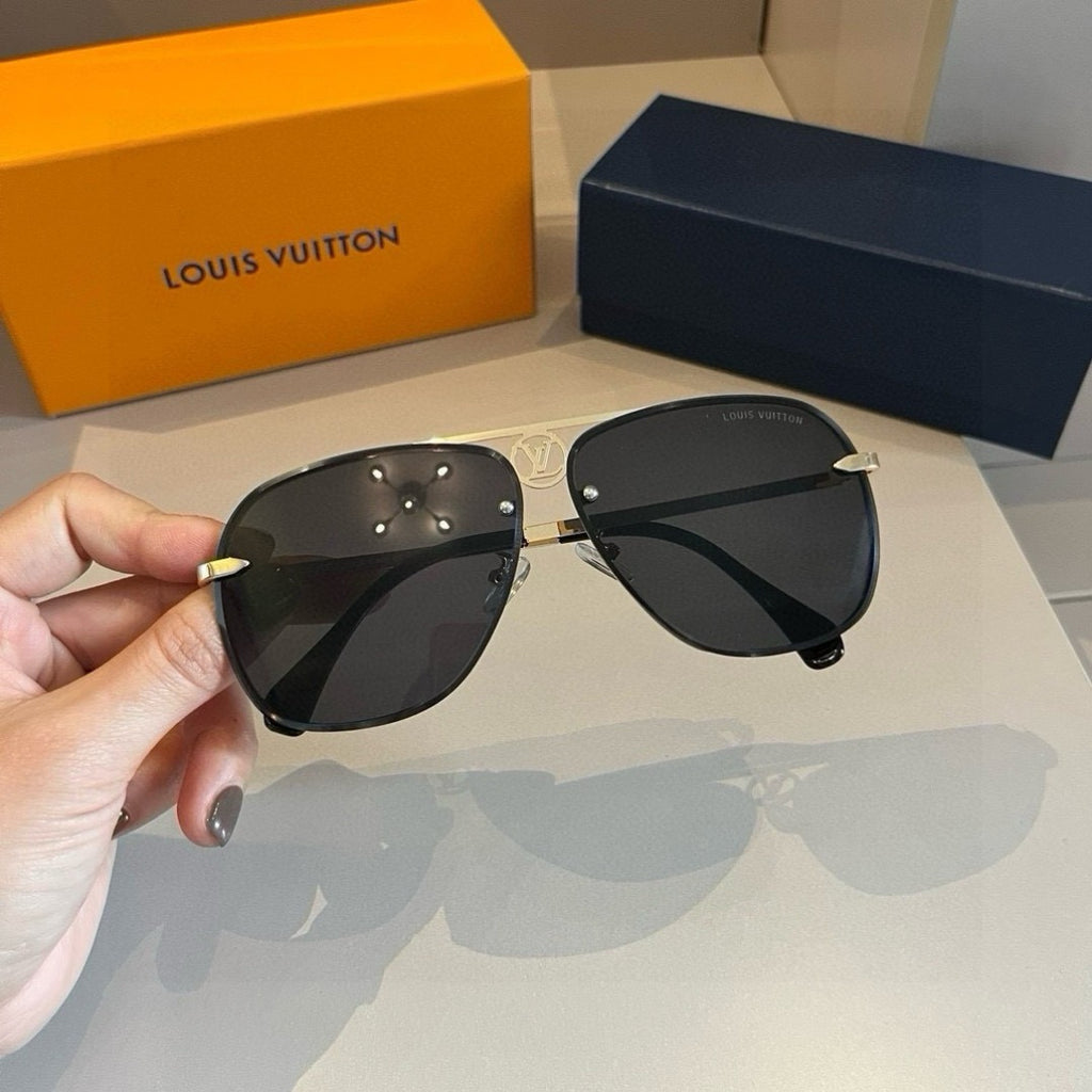 Louis Vuitton Metal Aviator Gold Lens Sunglasses for Men & Women - 933794 - detail image 6