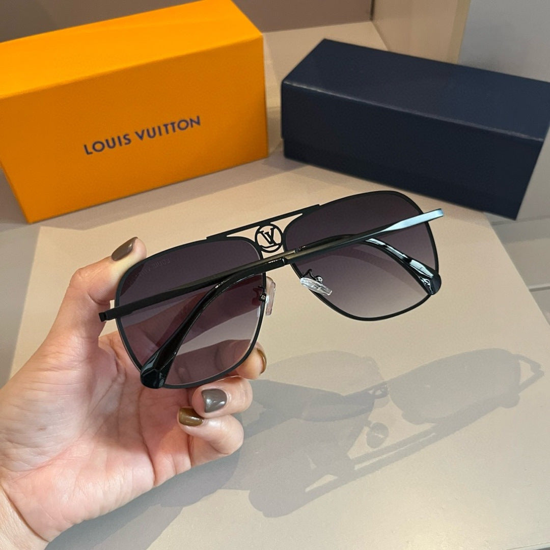 Louis Vuitton Metal Aviator Gold Lens Sunglasses for Men & Women - 933795 - detail image 7