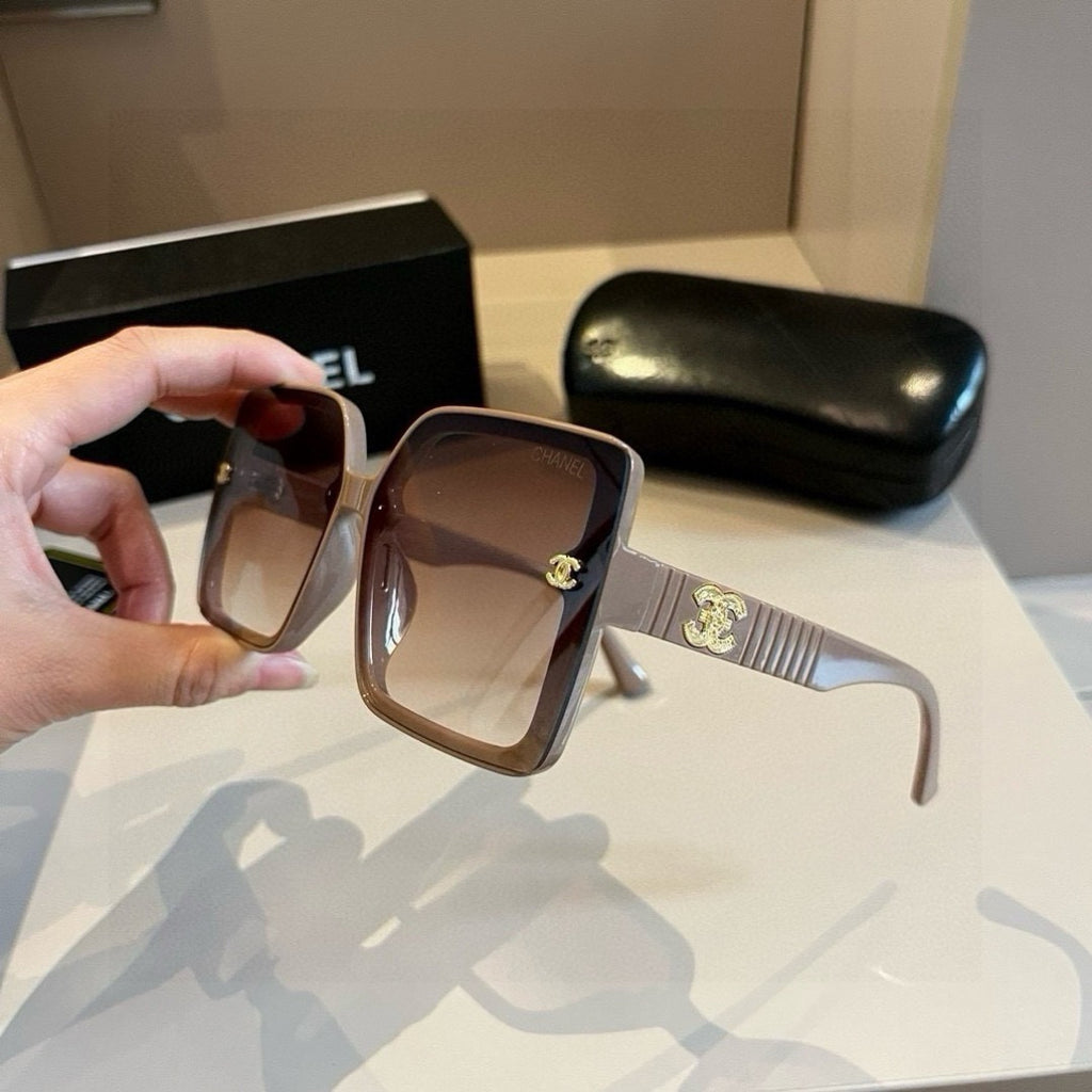 Chanel Fashion Gold Lens Sunglasses for Men & Women - 465160 - detail image 8